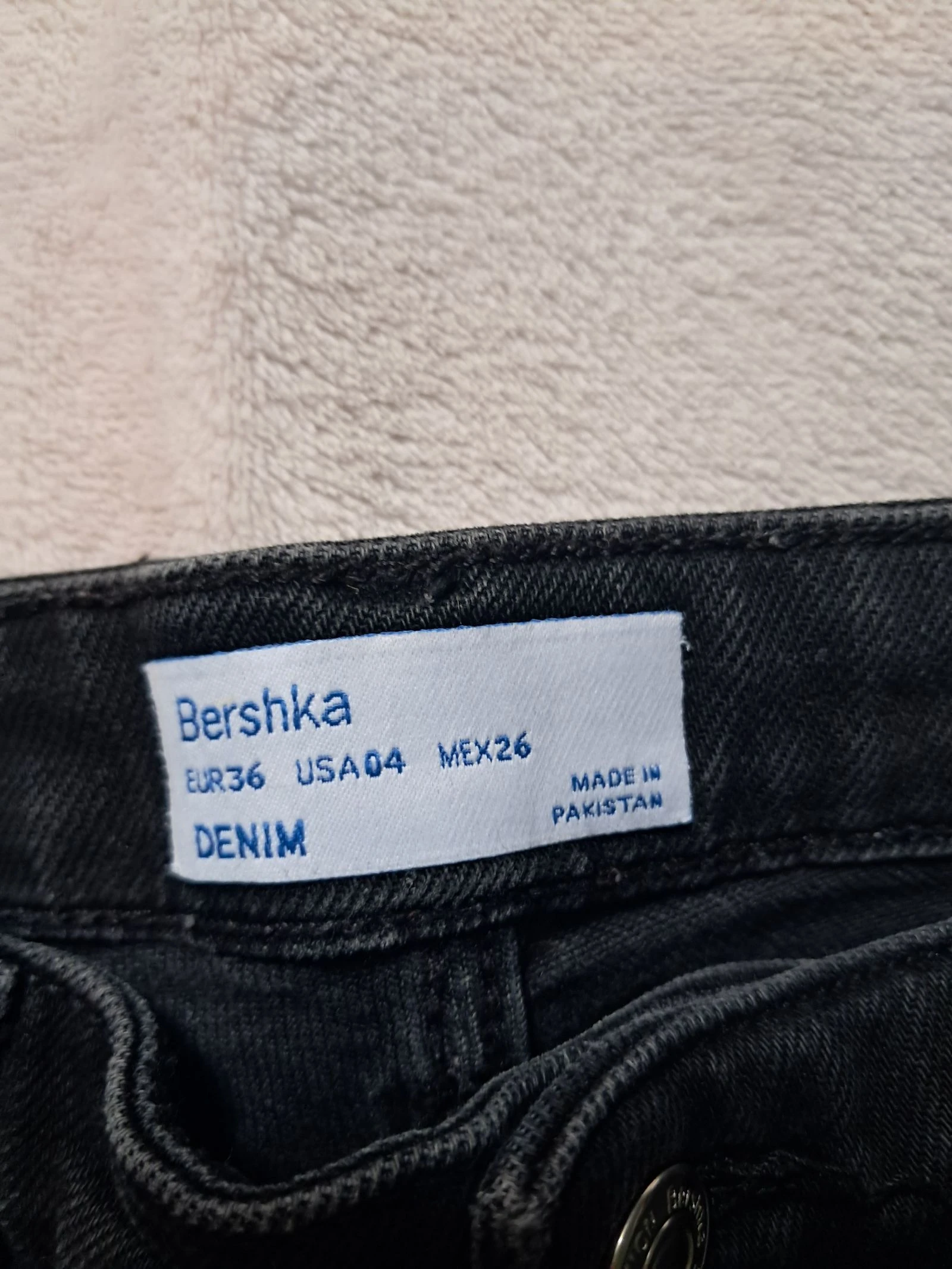 Lot de 4 jeans craqués différentes marques. Taille S – photo 11